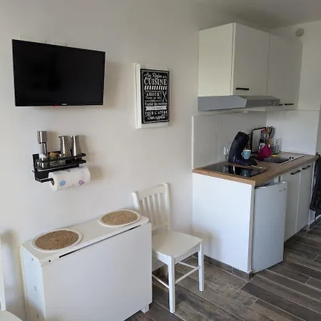 Appartement Petit Renove Pres Du Centre Les Angles (Pyrenees-Orientales)